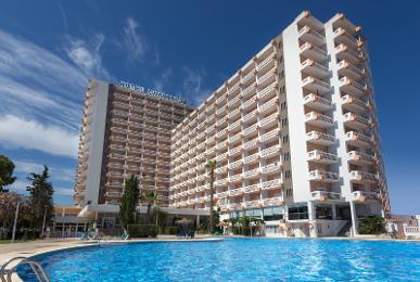 Izán Cavanna Hotel