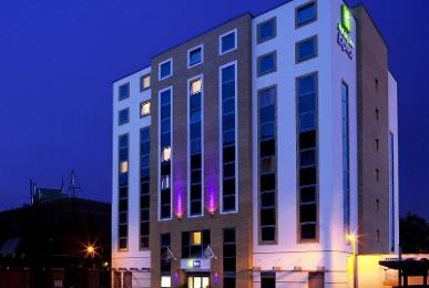 Holiday Inn Express London - Watford Junction