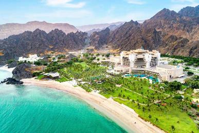 Al Bustan Palace a Ritz-Carlton Hotel