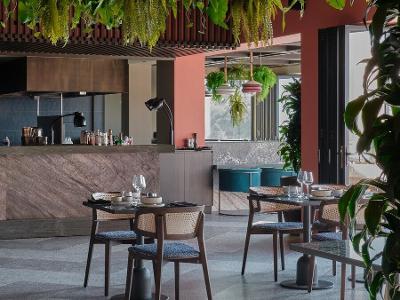 OROS Luxury Beach Resort