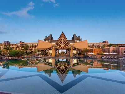 Lopesan Baobab Resort