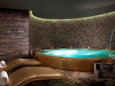 Park Hyatt Abu Dhabi Hotel and Villas