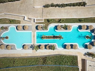 OROS Luxury Beach Resort