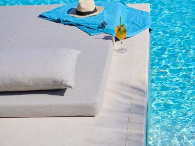 OROS Luxury Beach Resort