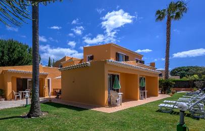 Canavial I & II Apartments