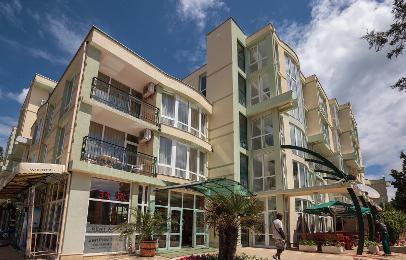 Sunny Day Club Hotel