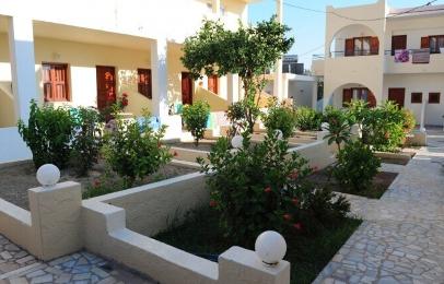 Chrysanthi Studios & Apartments Pefkos