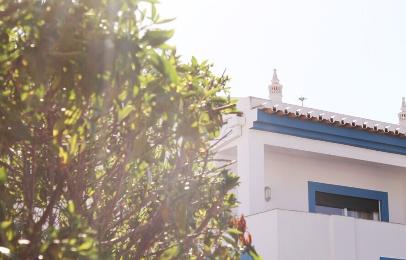 Oasis Beach Apartments