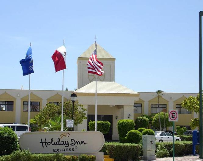 Holiday Inn Express Cancun Zonaera - Vue extérieure