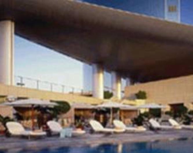 Four Seasons Hotel Riyadh at Kingdom Centre - Piscine