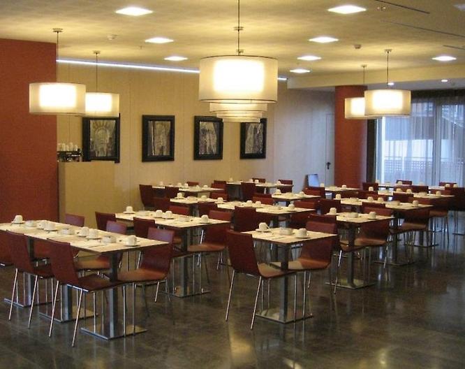 Naitly Barcelona Poblenou - Repas et boissons