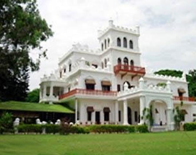 Jayamahal Palace Hotel - Vue extérieure