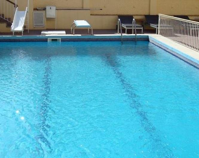 Checkin Travé - Pool