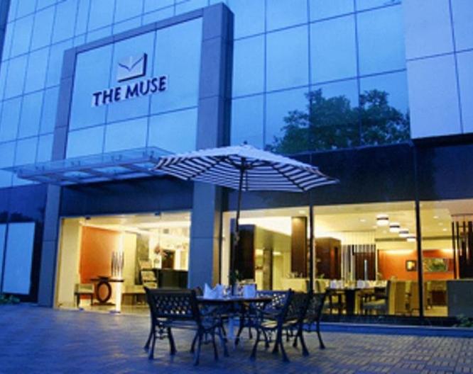The Muse Sarovar Portico - Nehru Place - Repas et boissons