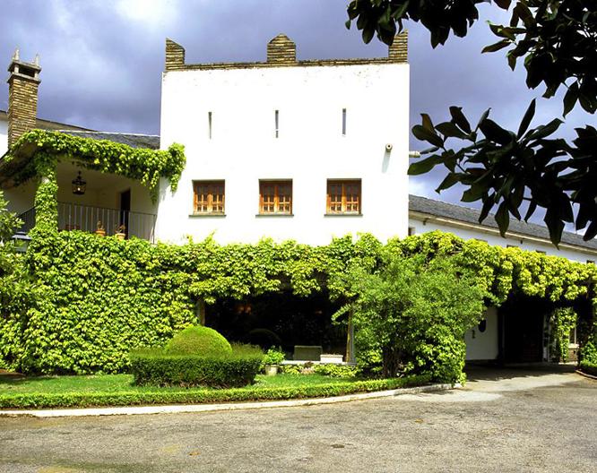 Parador de Villafranca del Bierzo - Vue extérieure