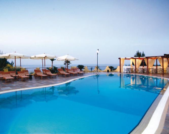 Apulia Hotels Baia dei Faraglioni - Piscine