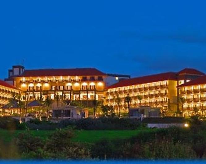 New Kuta Hotel by LORIN - Außenansicht