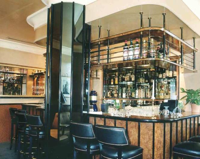 Hotel Regent - Essen und Trinken