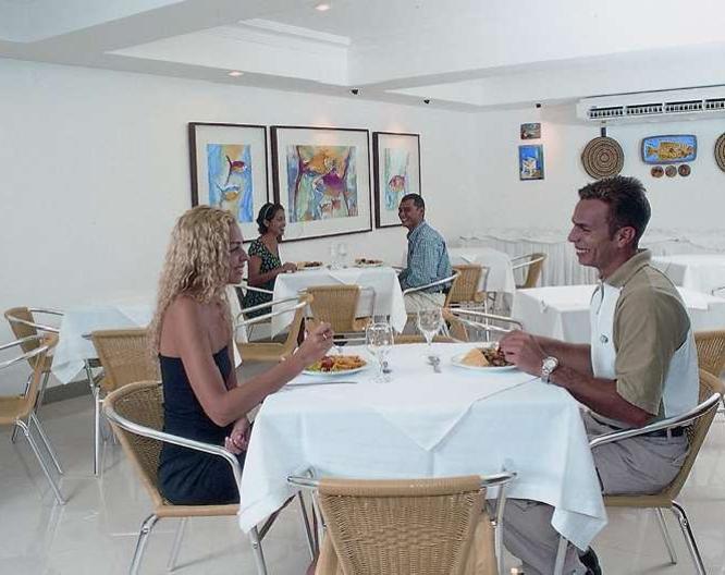 Vela e Mar Hotel - Essen und Trinken