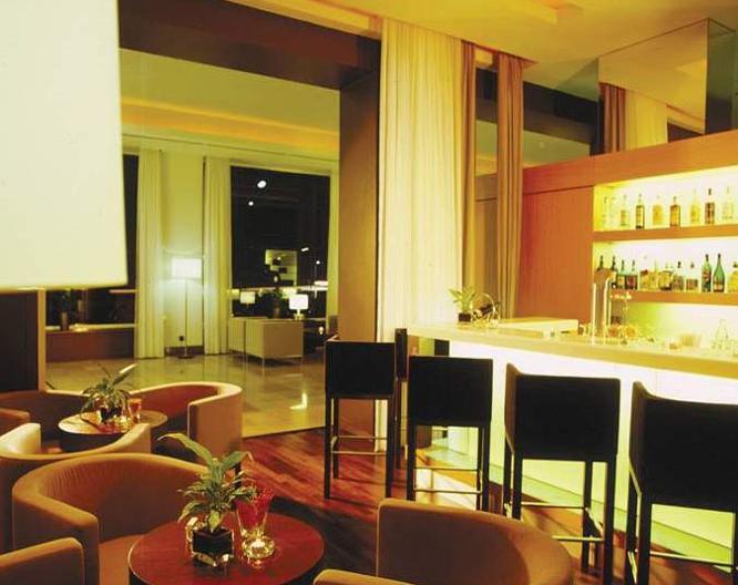 Adrema Hotel - Repas et boissons