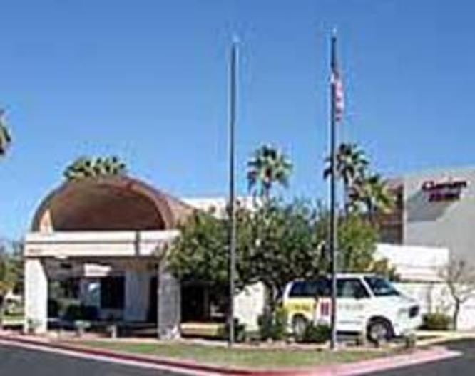 Quality Inn Phoenix Airport - Außenansicht