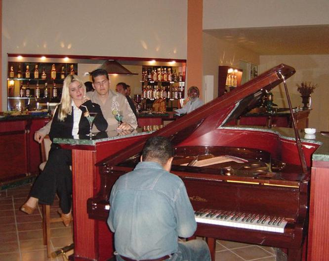 Hotel Playa Coco - Repas et boissons