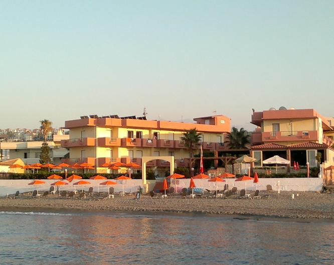 Hotel Haris on the Beach - Vue extérieure