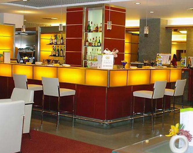 Novotel Milano Nord Ca Granda - Essen und Trinken