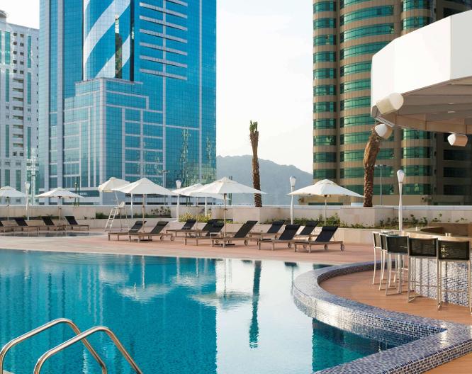 Novotel Fujairah - Piscine