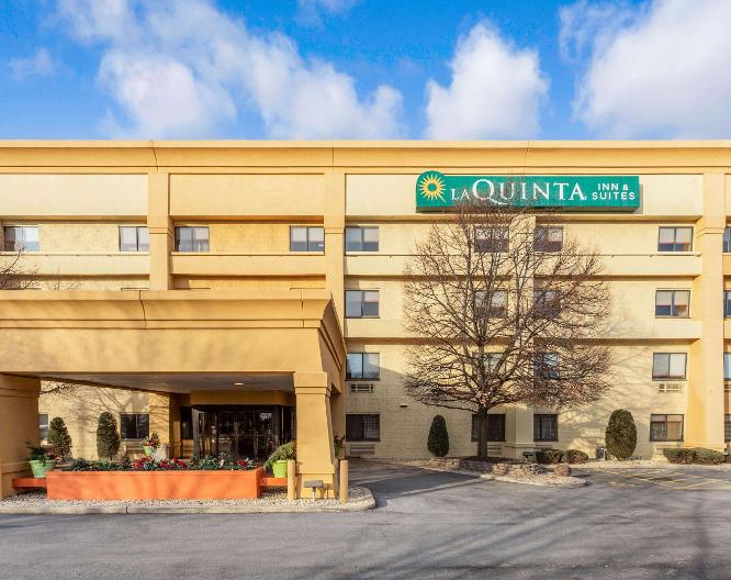 La Quinta Inn & Suites by Wyndham Chicago Tinley Park - Außenansicht