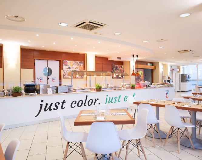 Color Palace Lido Family Village - Repas et boissons