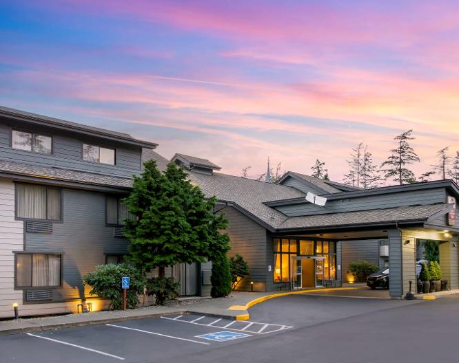 Best Western Plus Oak Harbor Hotel & Conference Center - Außenansicht
