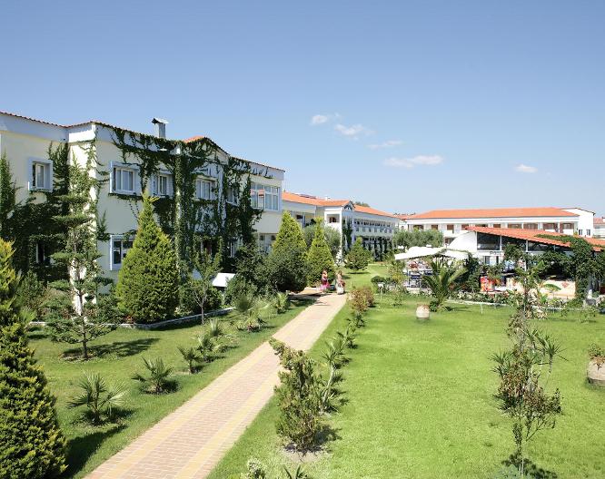 Tresor Sousouras Hotel - Außenansicht