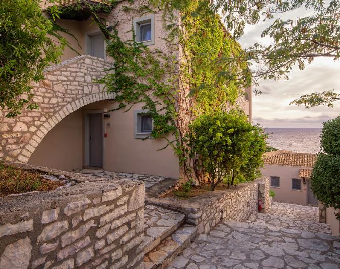 Mövenpick Resort Agios Nikolaos Sivota - Vue extérieure