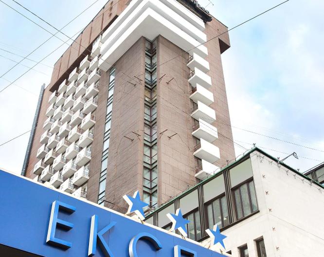 Express - Außenansicht