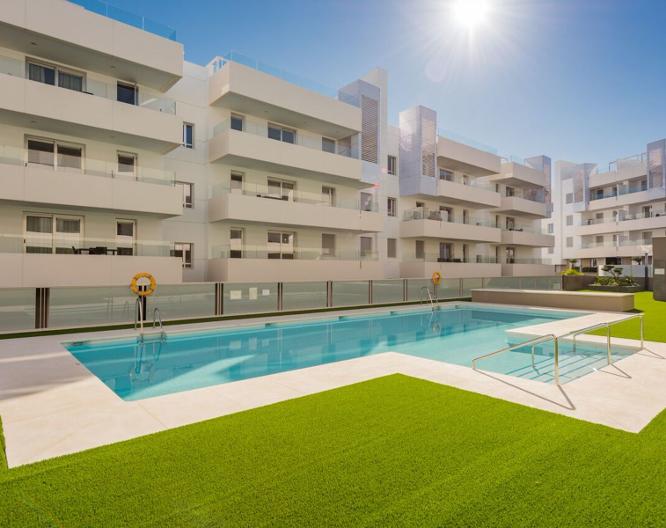 Aqua Apartments Marbella - Pool