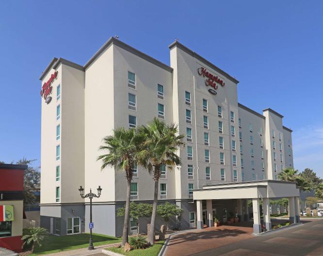 Hampton Inn by Hilton Guadalajara-Aeropuerto - Außenansicht