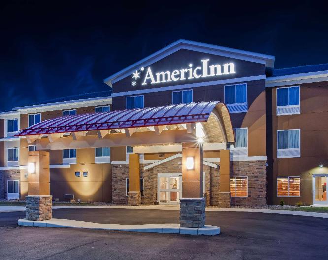 AmericInn by Wyndham DeWitt - Außenansicht
