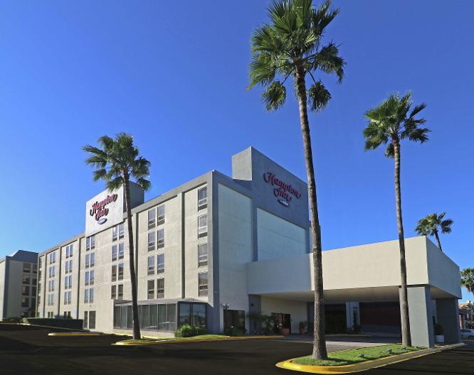 Hampton Inn by Hilton Monterrey-Airport - Vue extérieure