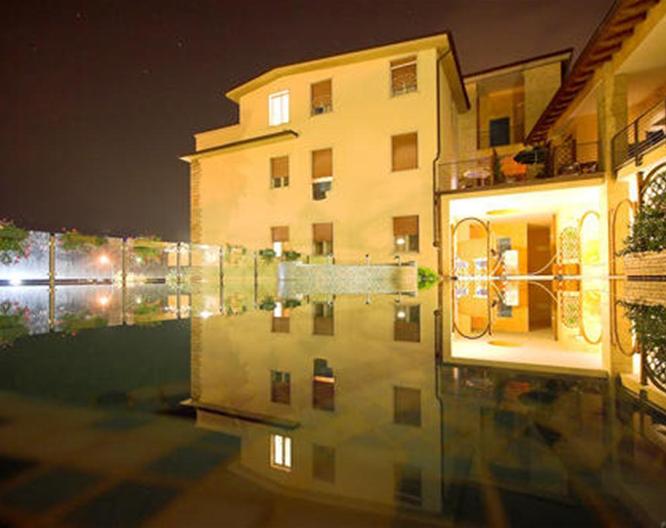 Hotel Rosemari - Außenansicht