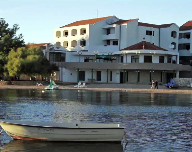 Hotel Miran - Vue extérieure