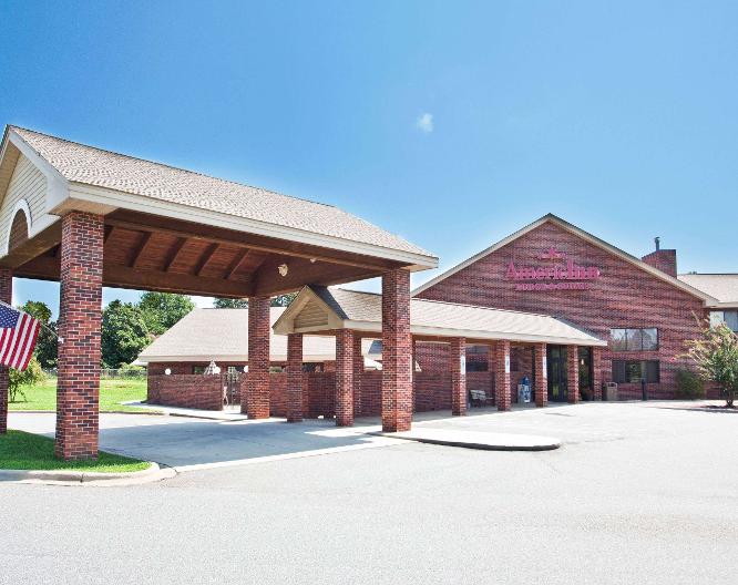 AmericInn by Wyndham Boiling Springs Near Gardner Webb U - Vue extérieure