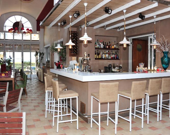 Evilion Sea & Sun Hotel - Repas et boissons