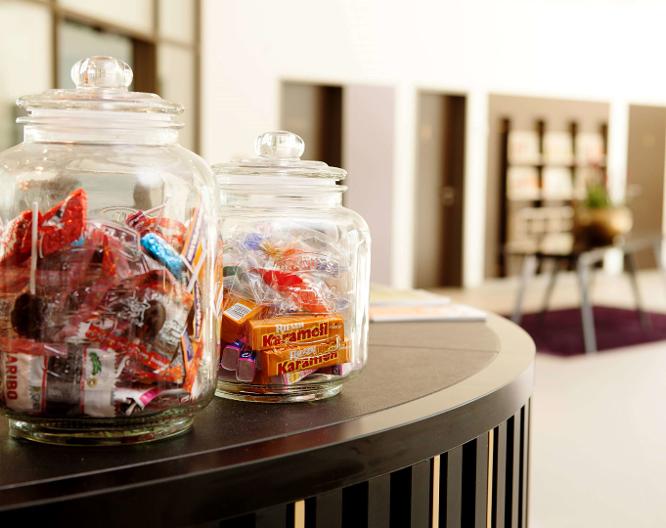 Vienna House Easy by Wyndham Osnabrück - Essen und Trinken