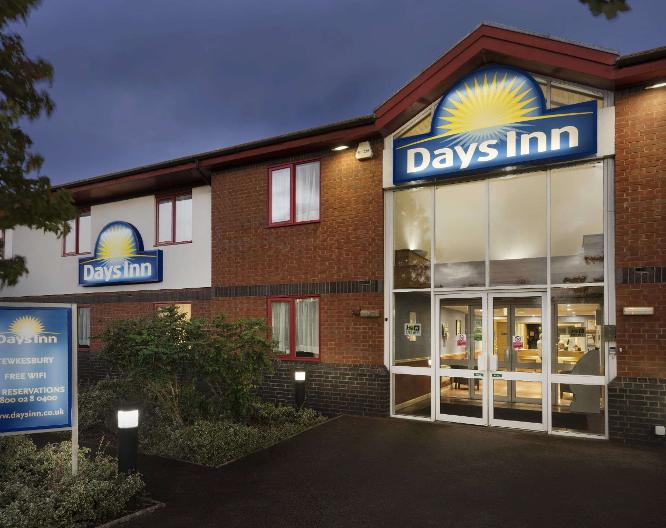 Days Inn by Wyndham Tewkesbury Strensham - Außenansicht