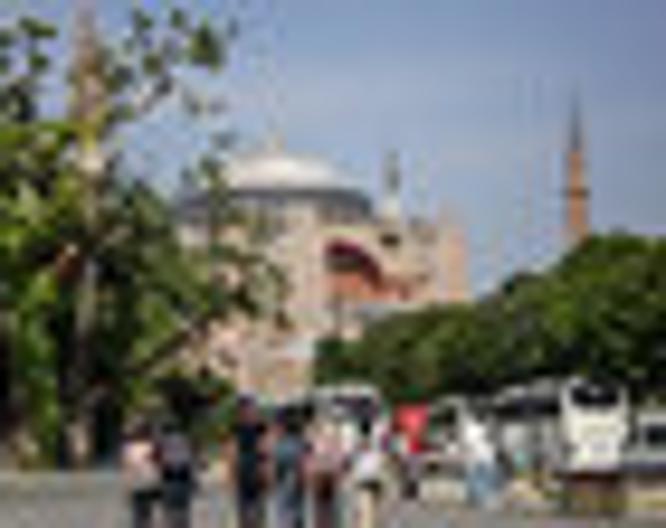 Deluxe Newport Hotel - Sehenswürdigkeiten