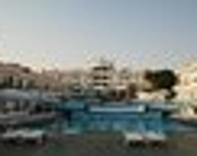 Sand Beach - Pool