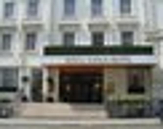 Royal Eagle Hotel - Außenansicht