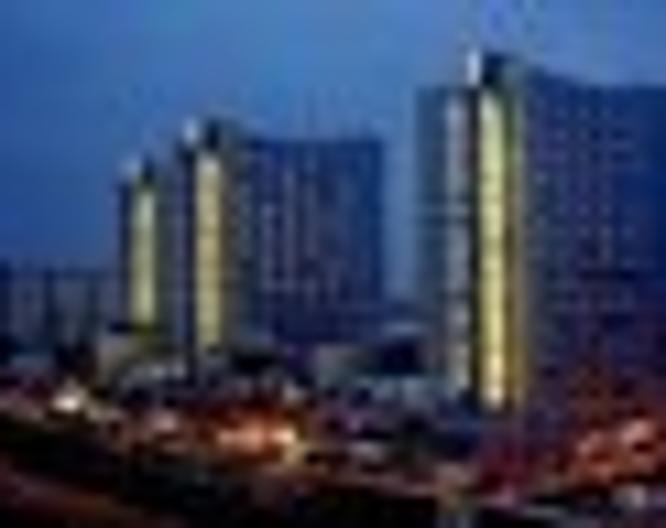 City Hotel Berlin East - Außenansicht