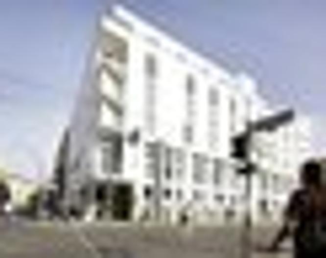 Almodóvar Hotel - Außenansicht